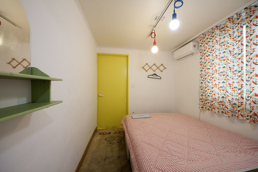 Hongdae Lazy Fox Hostel In Seul Zewnętrze zdjęcie