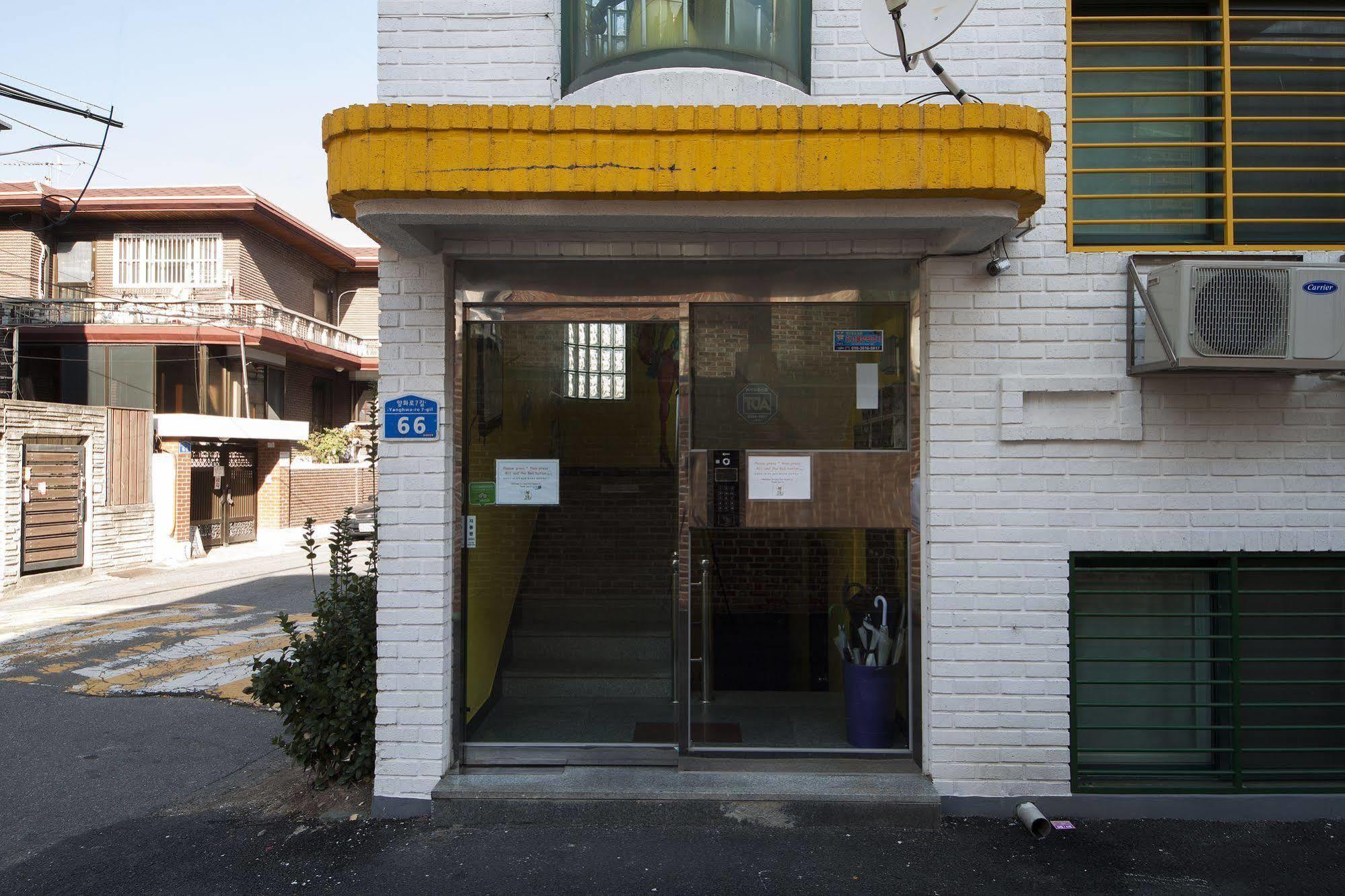 Hongdae Lazy Fox Hostel In Seul Zewnętrze zdjęcie